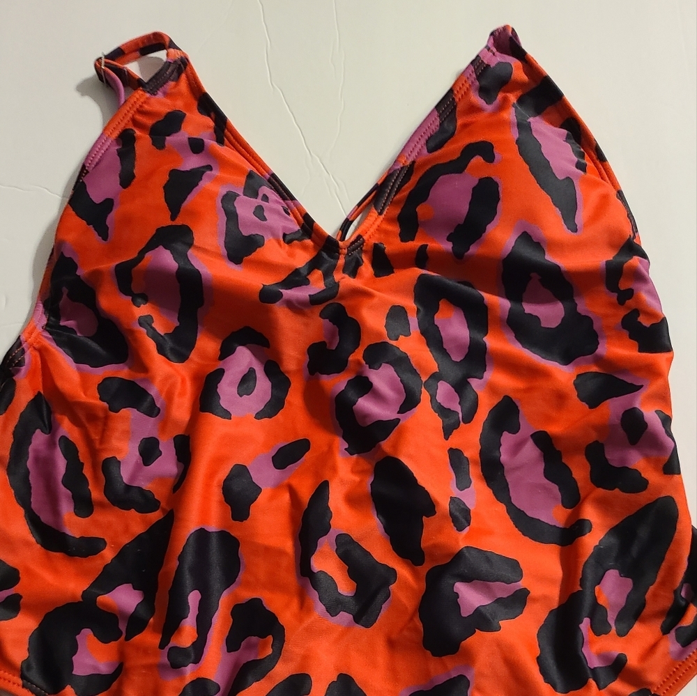 Adreamly Red Leopard Print Sexy One Piece Swimsuit‎ size Large NWT